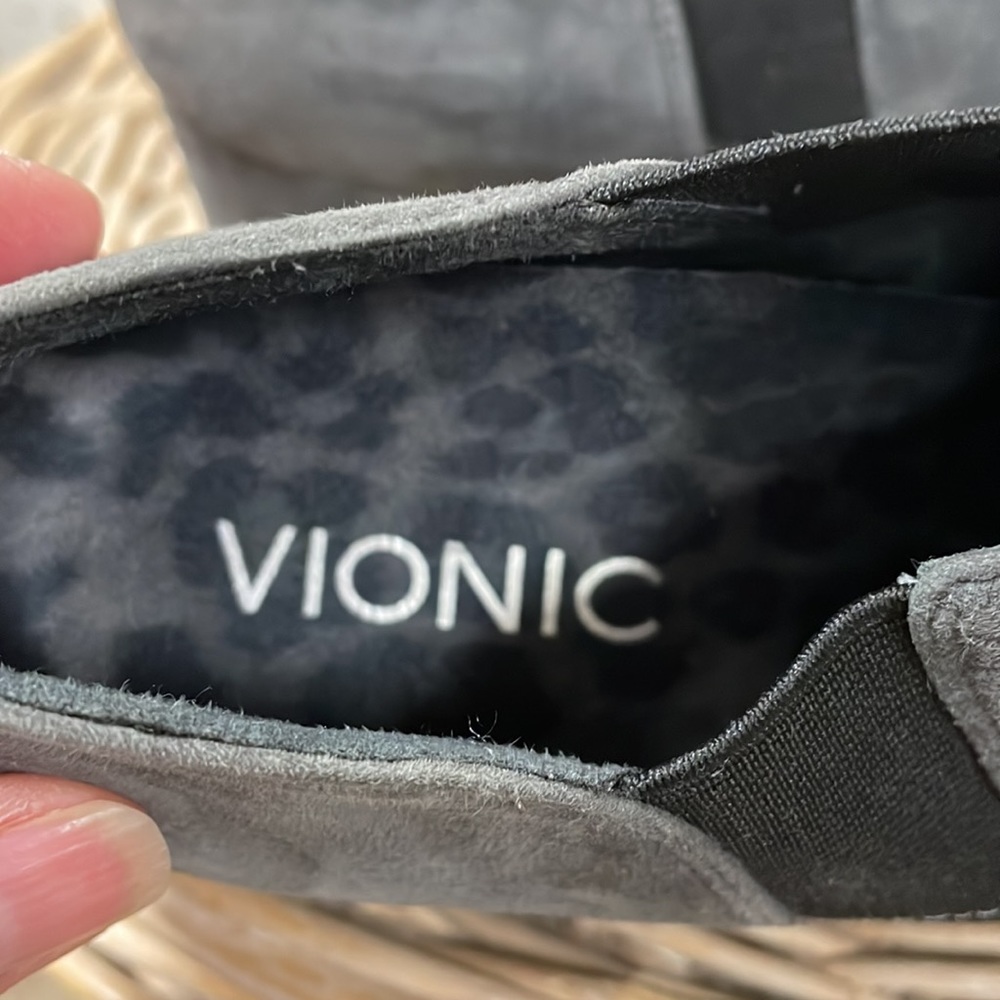 Vionic suede - Picture 6 of 9